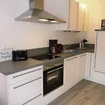 Fw20 Apartment *