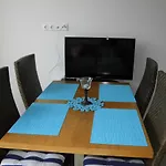 Apartment Fw20